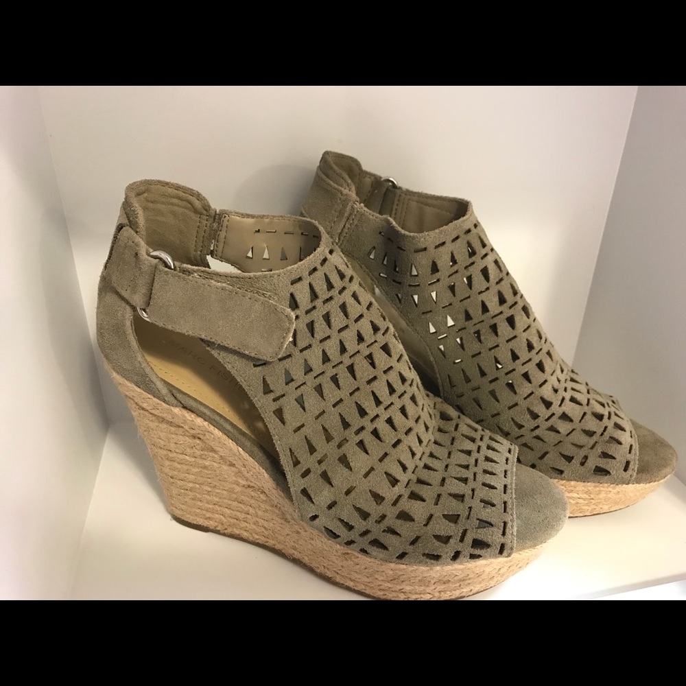 NWOT-Marc Fisher Wedges